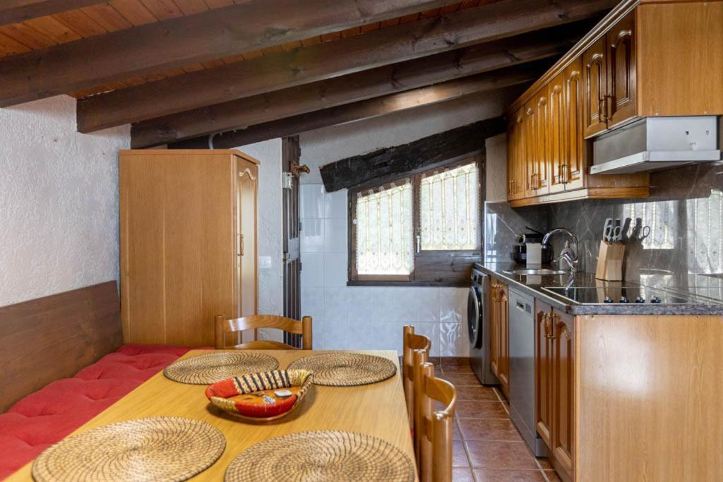 Apartamentos El Coritu Nieda Exteriér fotografie