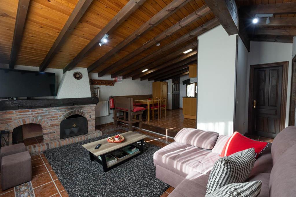 Apartamentos El Coritu Nieda Exteriér fotografie