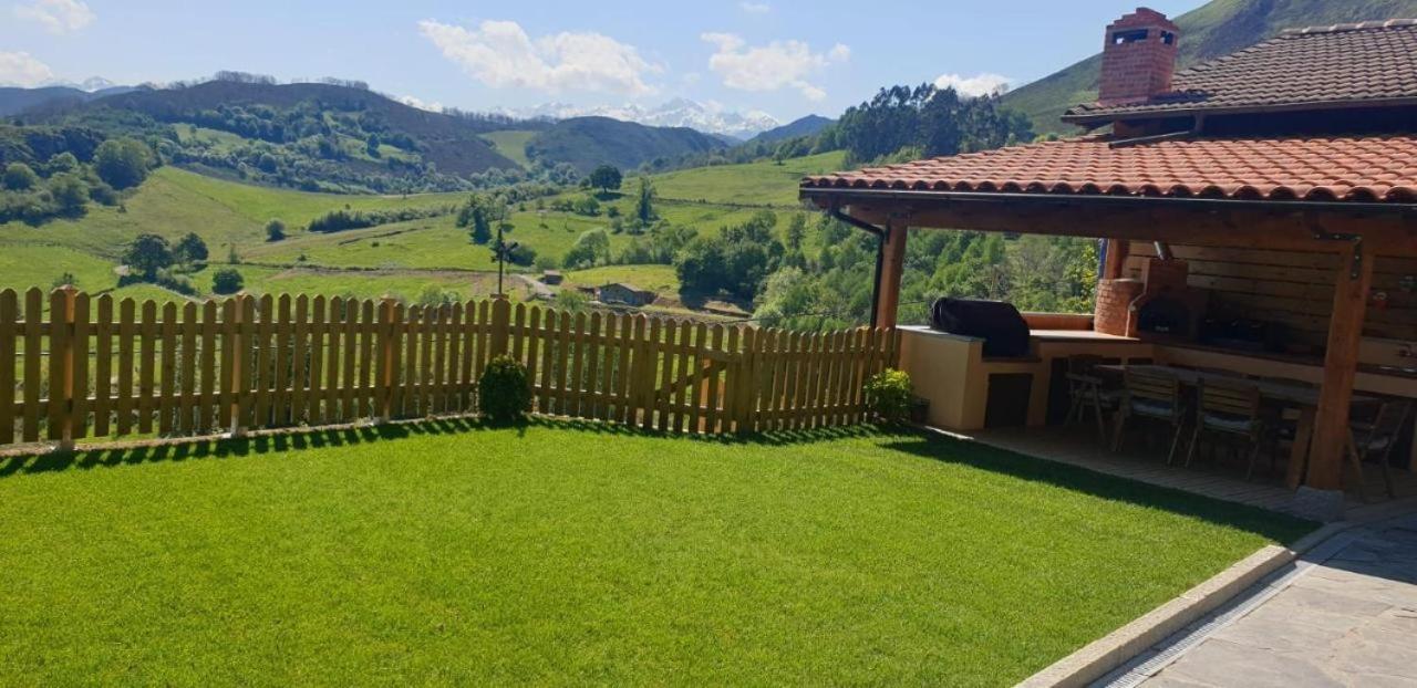 Apartamentos El Coritu Nieda Exteriér fotografie